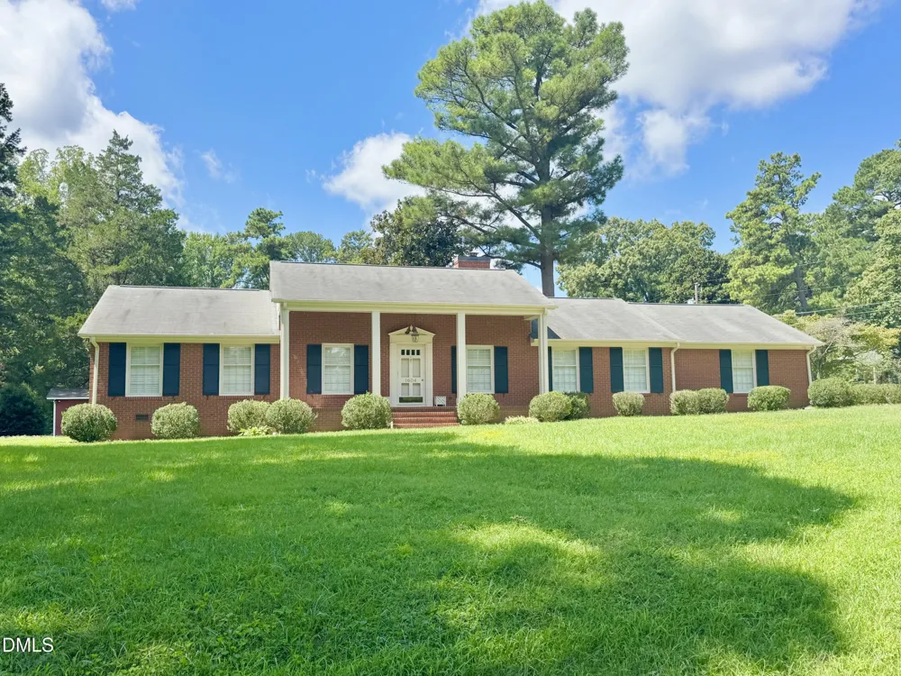 1604 Crescent Drive Henderson, NC 27536