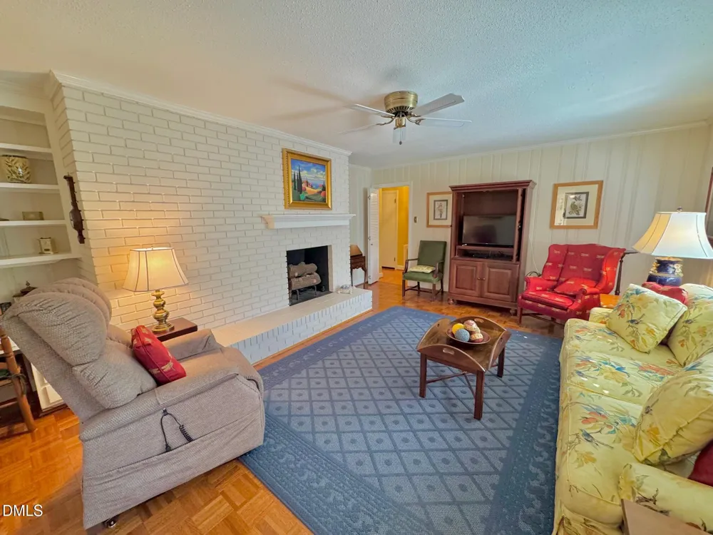 1604 Crescent Drive Henderson, NC 27536