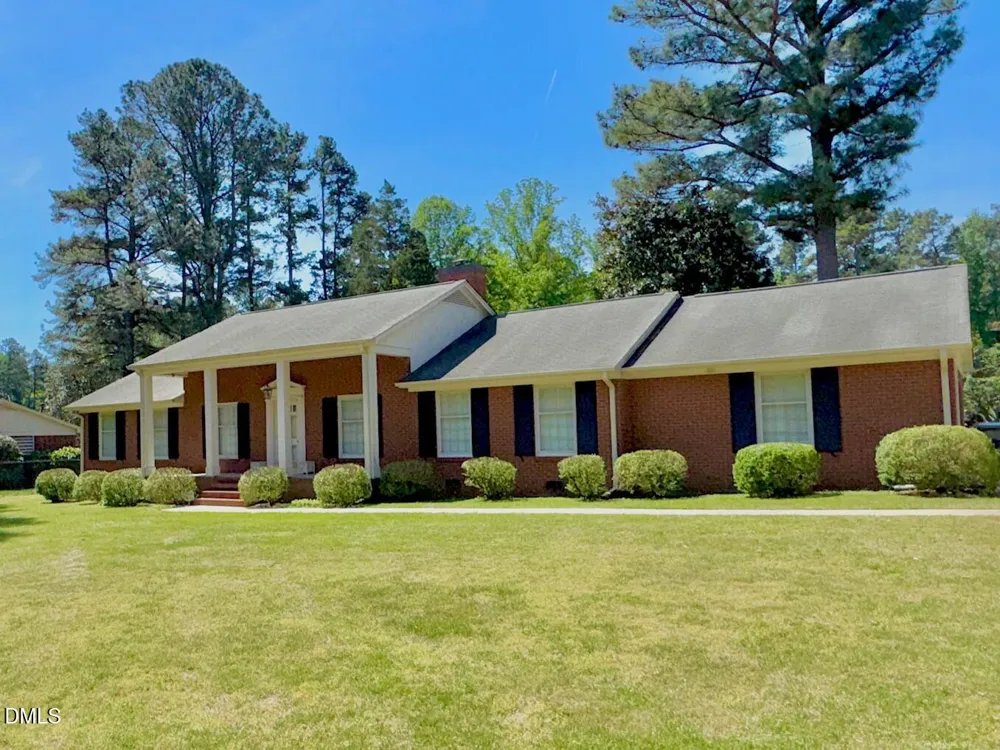 1604 Crescent Drive Henderson, NC 27536