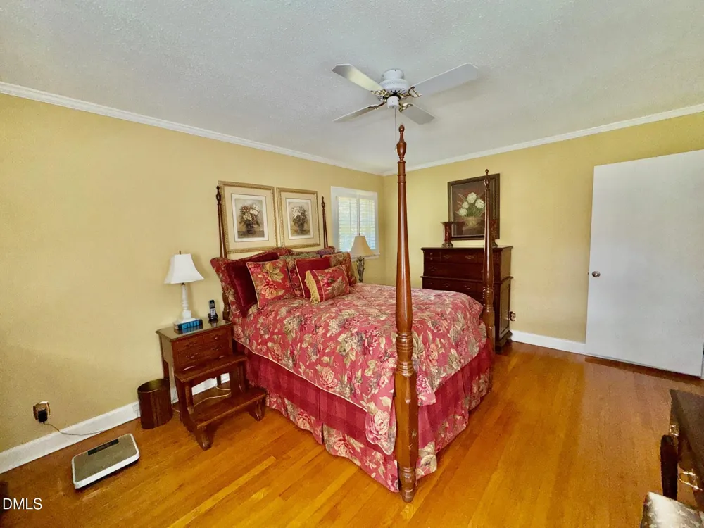 1604 Crescent Drive Henderson, NC 27536