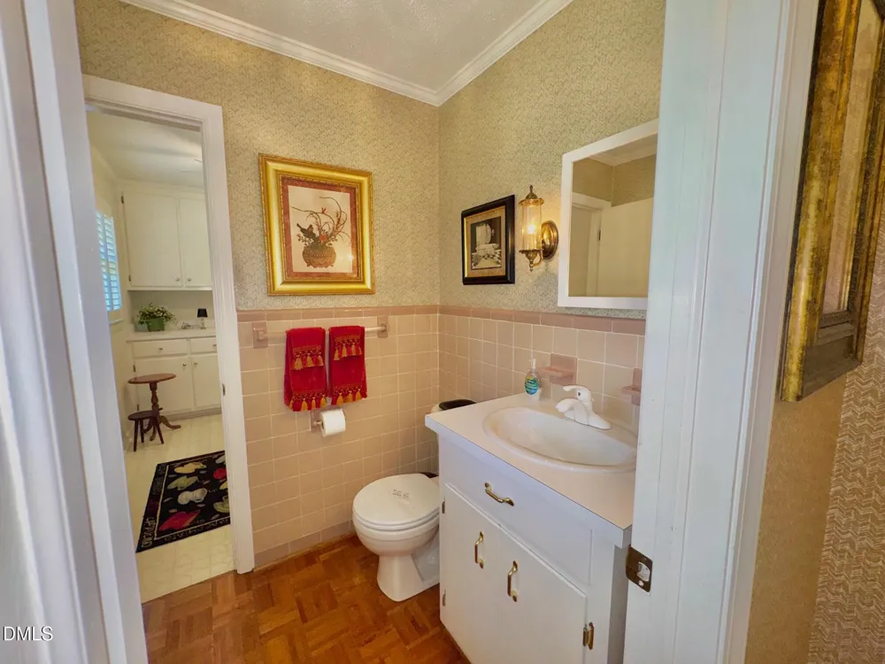 1604 Crescent Drive Henderson, NC 27536