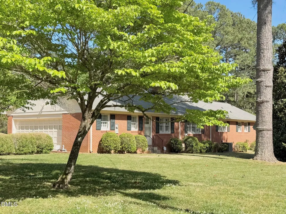 1604 Crescent Drive Henderson, NC 27536