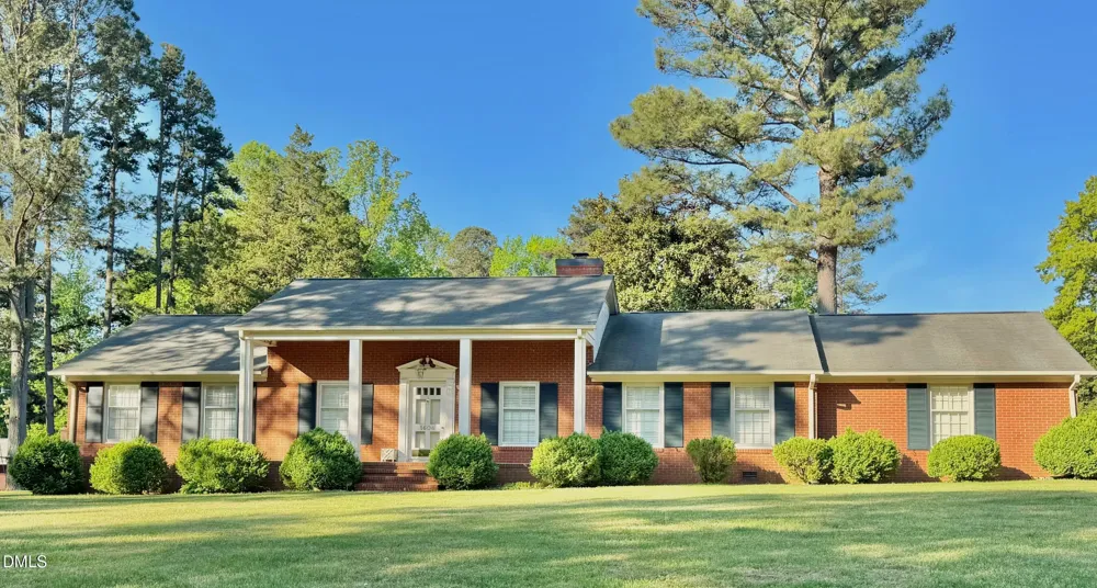 1604 Crescent Drive Henderson, NC 27536