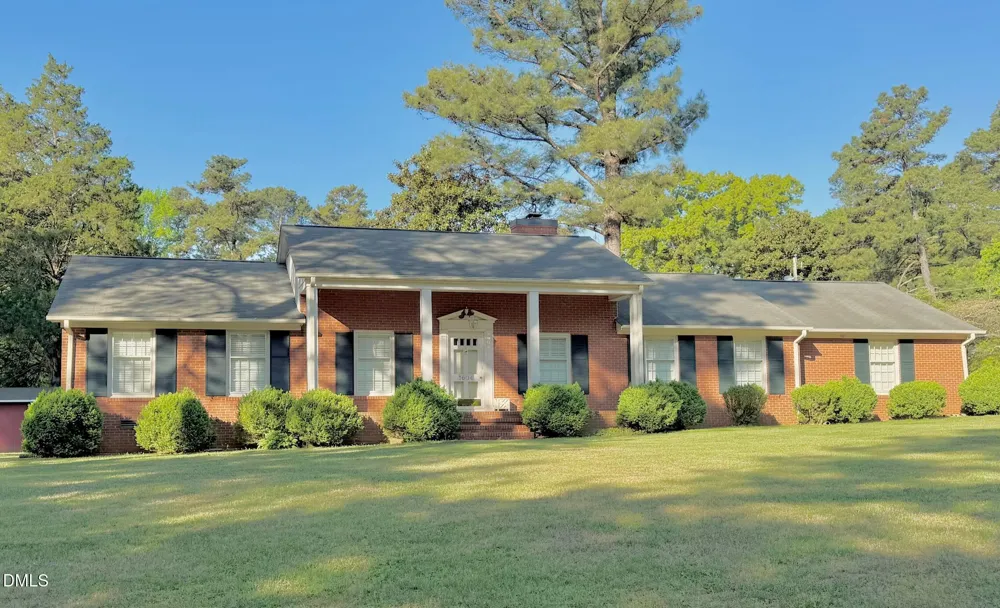 1604 Crescent Drive Henderson, NC 27536