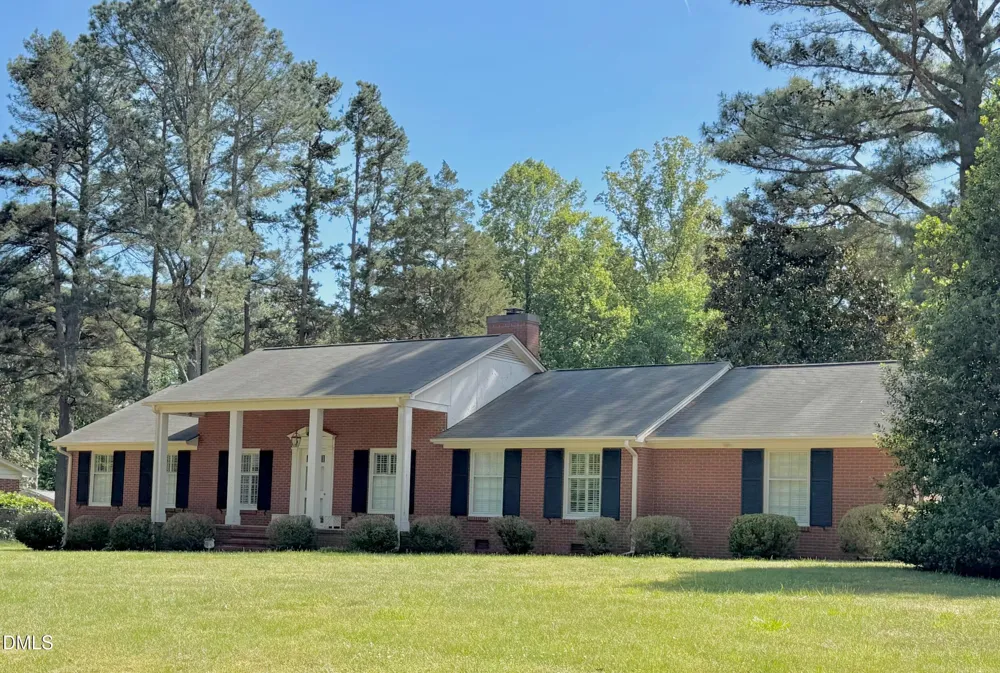1604 Crescent Drive Henderson, NC 27536