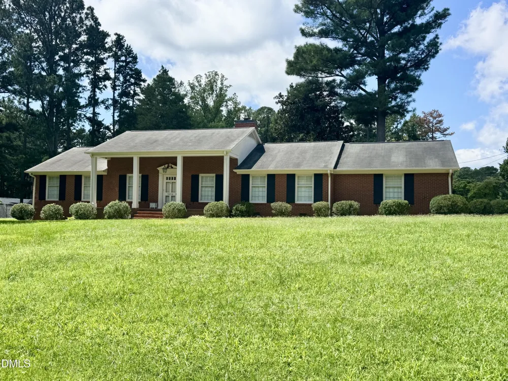 1604 Crescent Drive Henderson, NC 27536