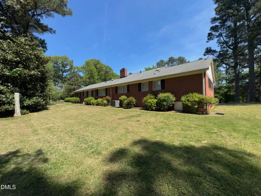 1604 Crescent Drive Henderson, NC 27536
