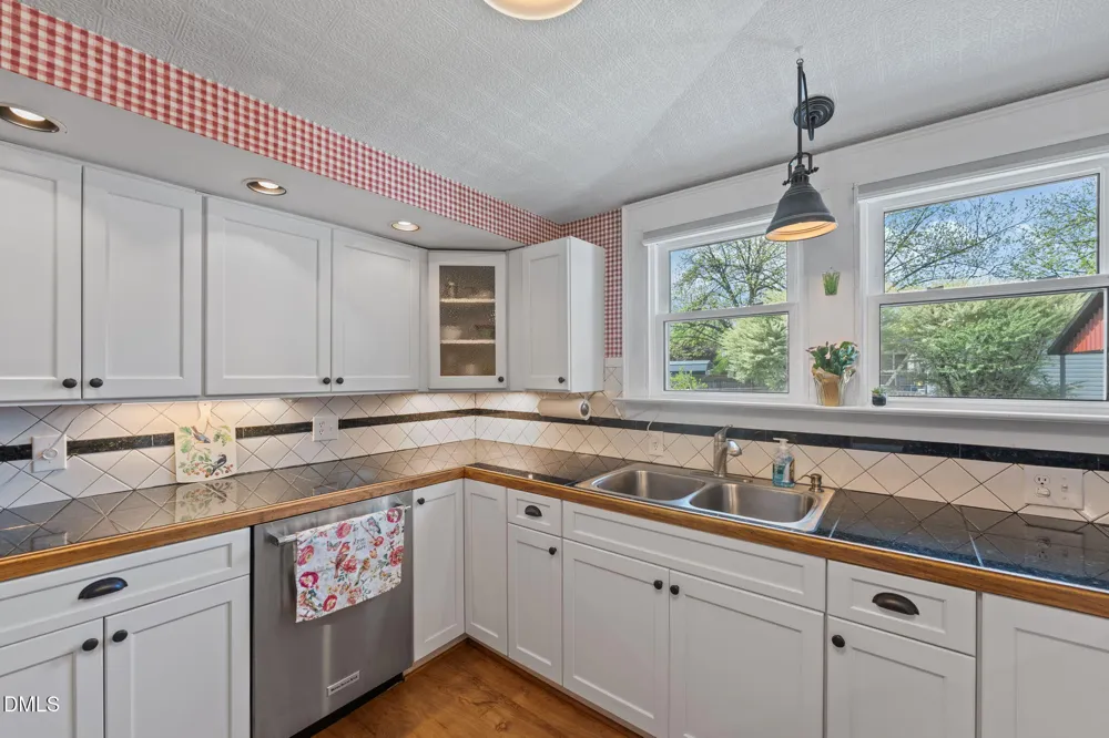 222 E Minneola Street Gibsonville, NC 27249