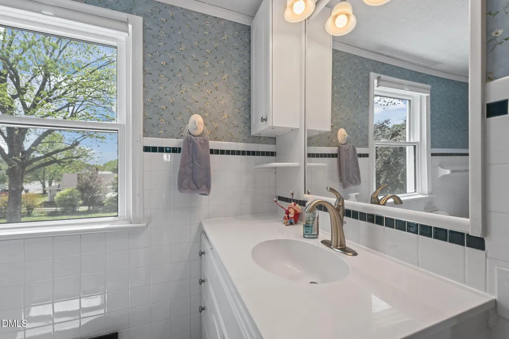 222 E Minneola Street Gibsonville, NC 27249