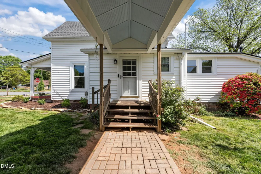 222 E Minneola Street Gibsonville, NC 27249