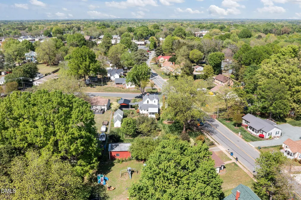 222 E Minneola Street Gibsonville, NC 27249