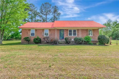 4542 NC HWY 904 Highway