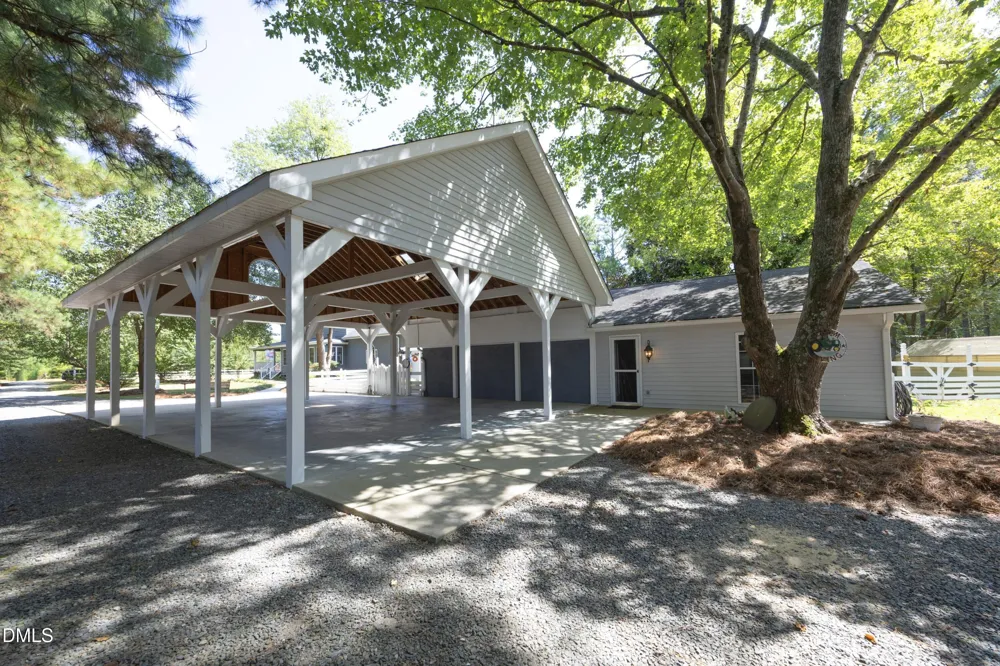 1746 Little Divine Road Selma, NC 27576