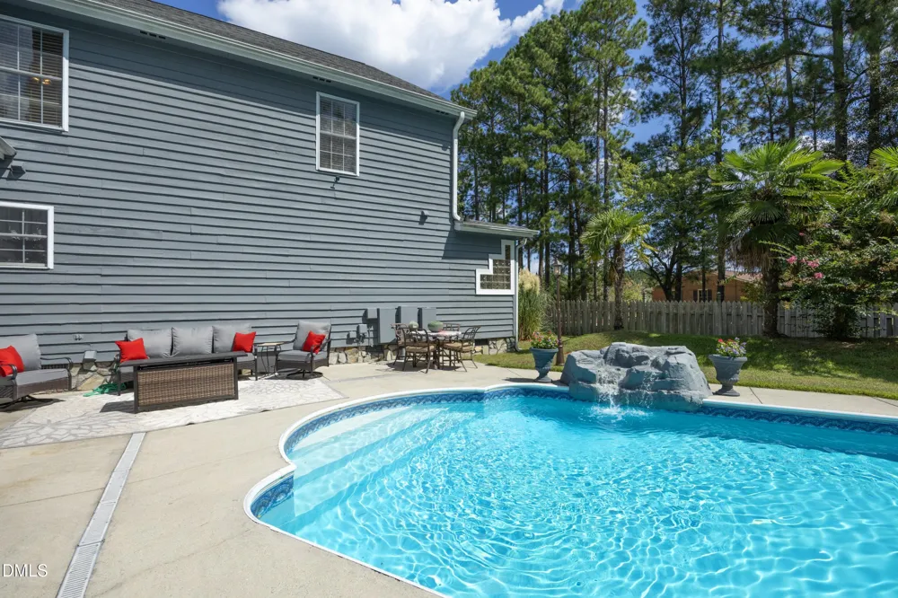 1746 Little Divine Road Selma, NC 27576