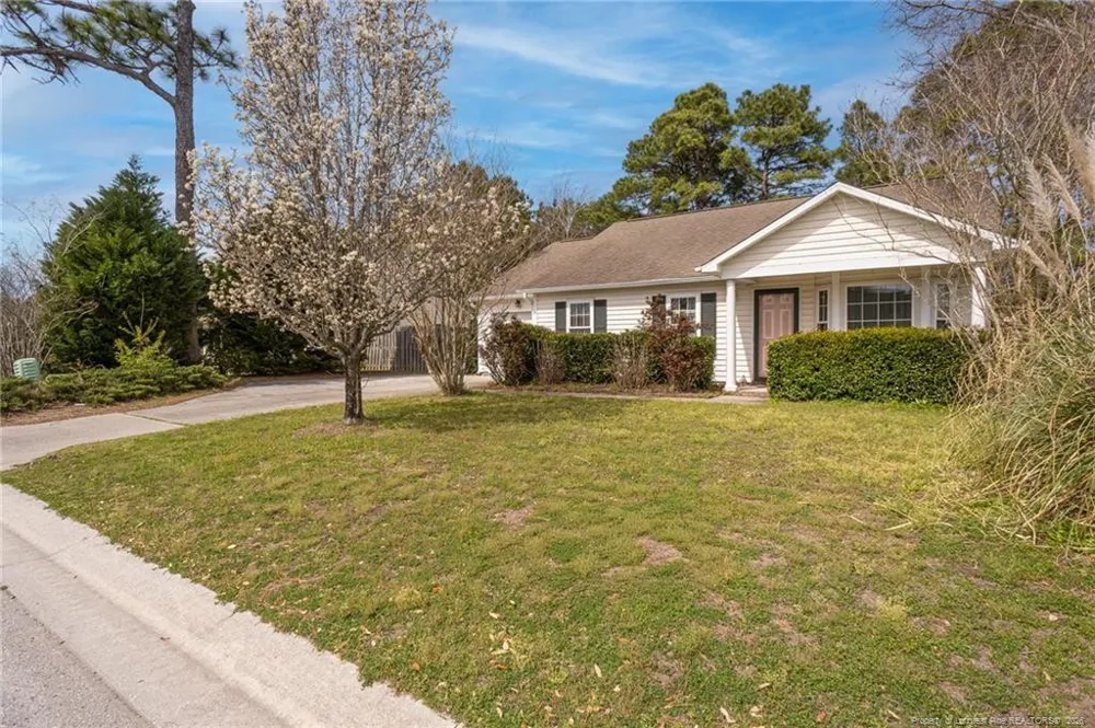 813 Brewster Lane Wilmington, NC 28412