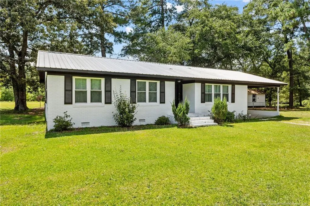 2395 Nc Hwy 210 Highway W Garland, NC 28441