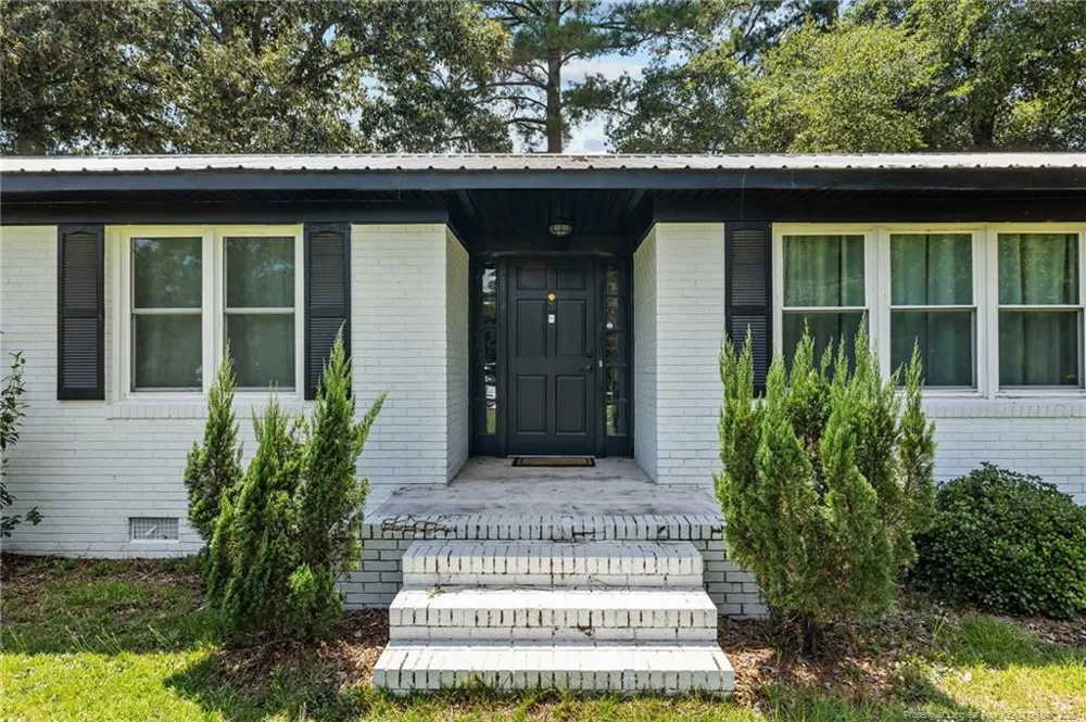 2395 Nc Hwy 210 Highway W Garland, NC 28441