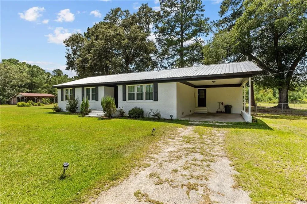2395 Nc Hwy 210 Highway W Garland, NC 28441