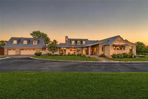 770 Blackberry Lane