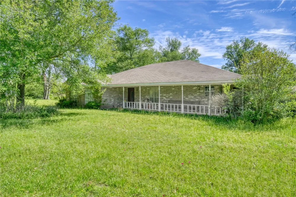 7000 FM 3060 Midway, TX 75852