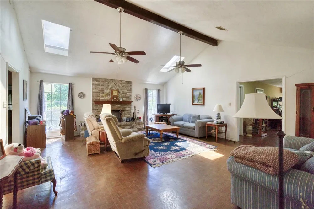 7000 FM 3060 Midway, TX 75852