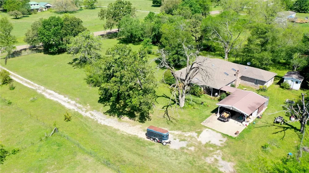 7000 FM 3060 Midway, TX 75852