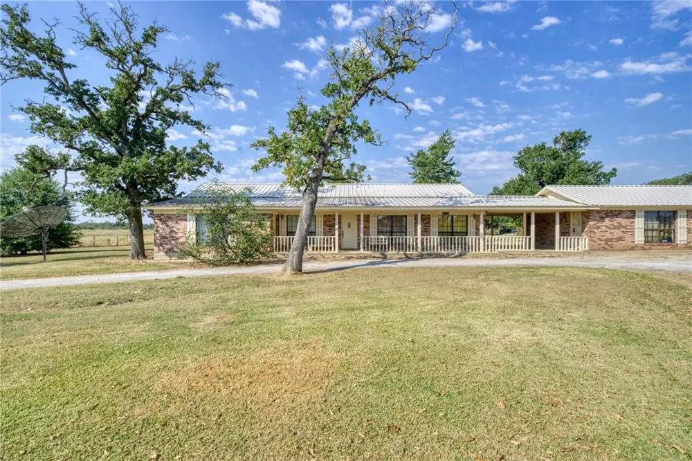 8321 FM 2346 Midway, TX 75852