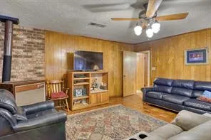 8321 FM 2346 Midway, TX 75852