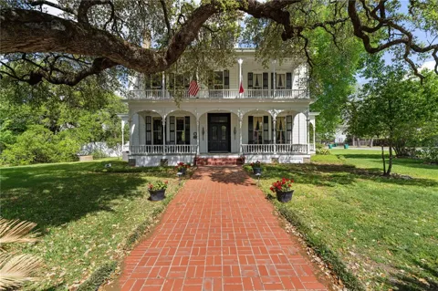 351 E Colorado St