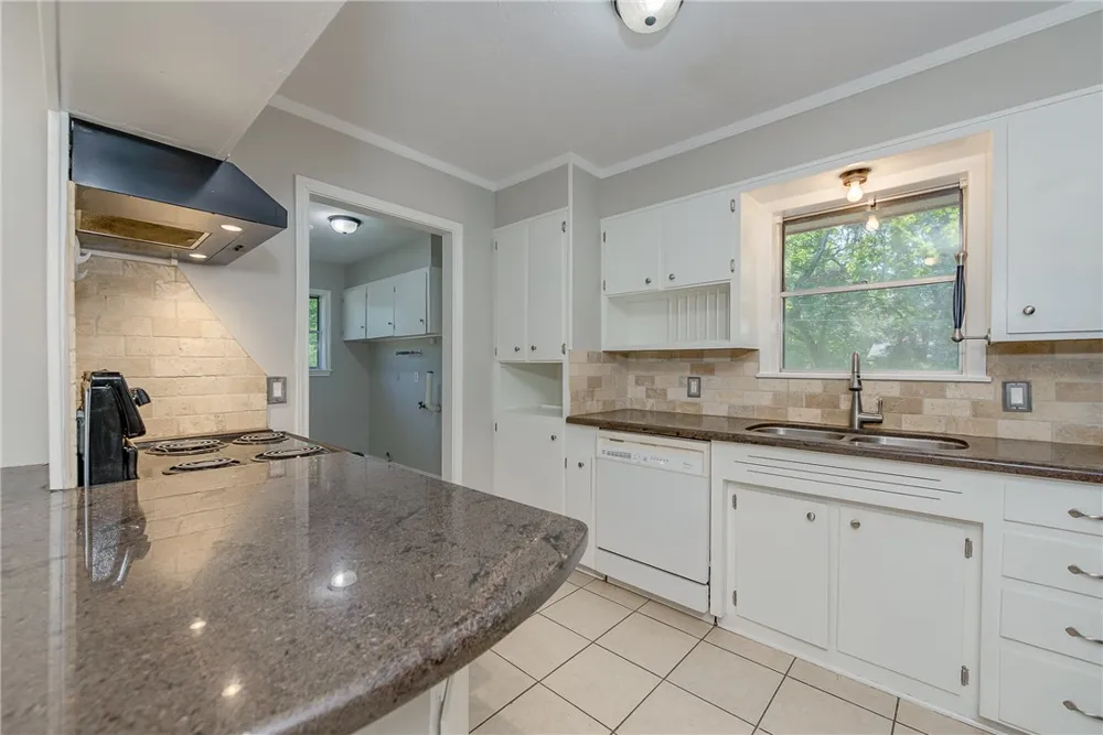 504 Redbud Street Caldwell, TX 77836