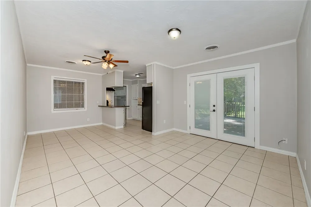 504 Redbud Street Caldwell, TX 77836