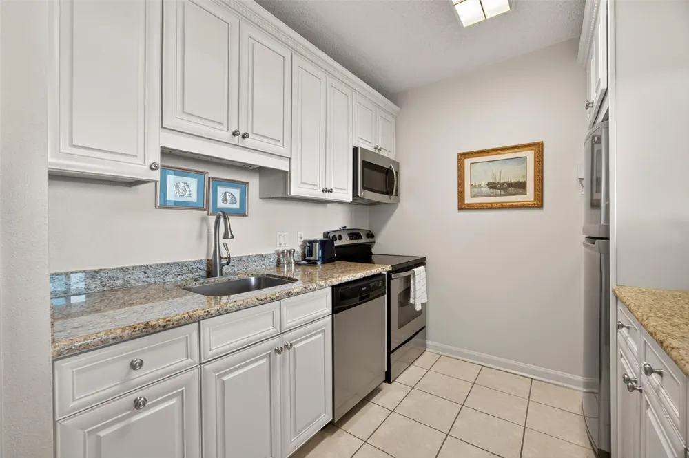 1401 E Beach Drive #505 Galveston, TX 77550