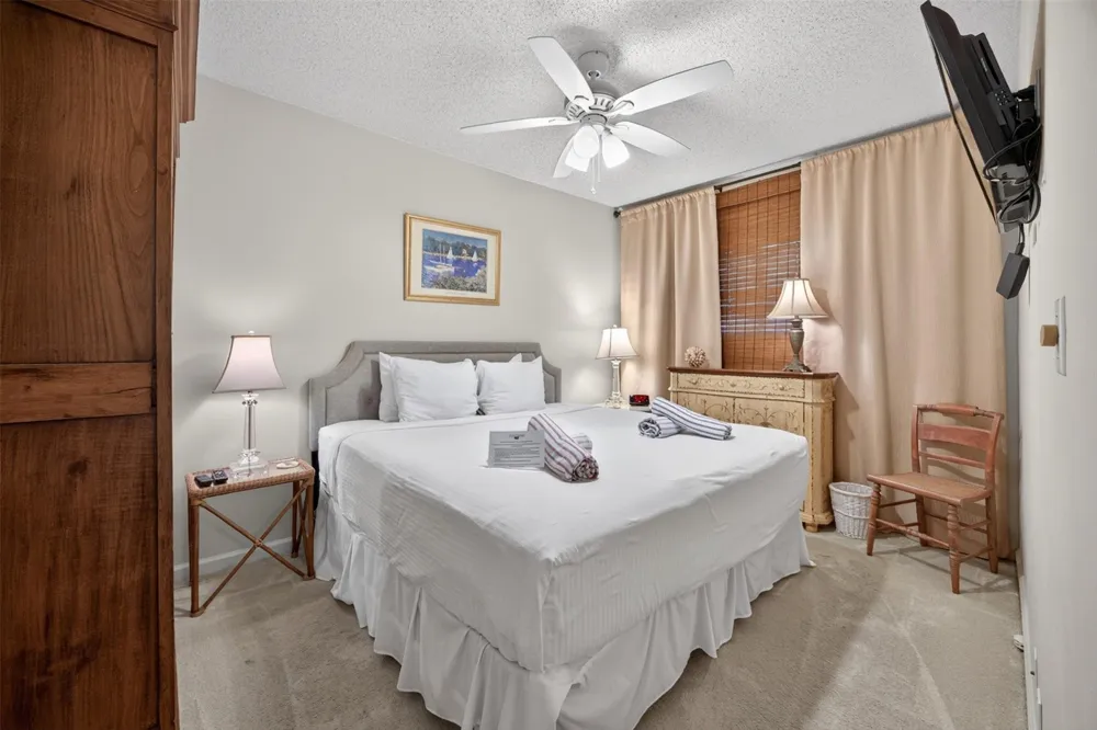 1401 E Beach Drive #505 Galveston, TX 77550