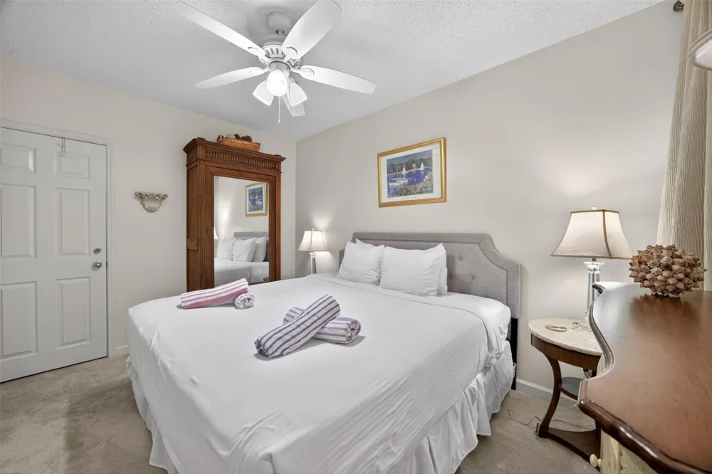 1401 E Beach Drive #505 Galveston, TX 77550