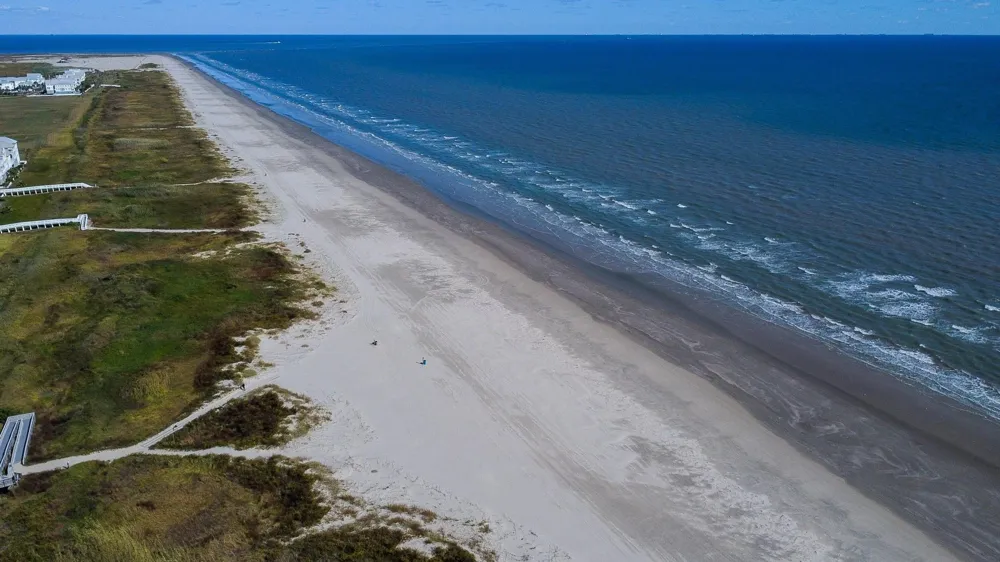1401 E Beach Drive #505 Galveston, TX 77550