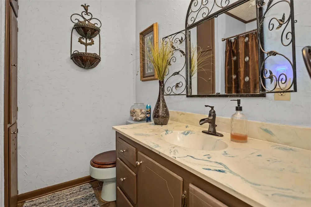 2015 Cr 2120 Crockett, TX 75835