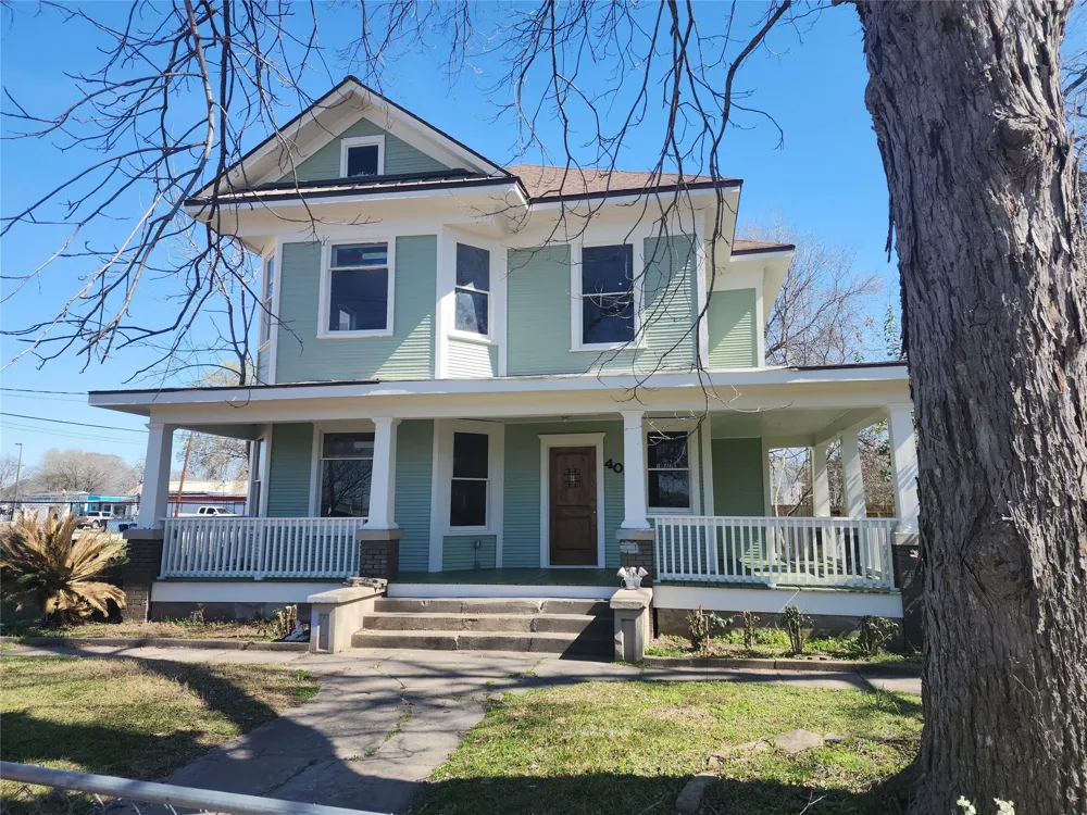 403 Farquhar Street Navasota, TX 77868