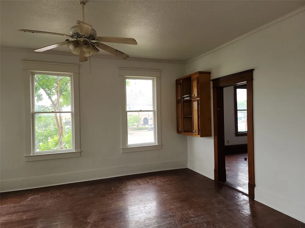 403 Farquhar Street Navasota, TX 77868