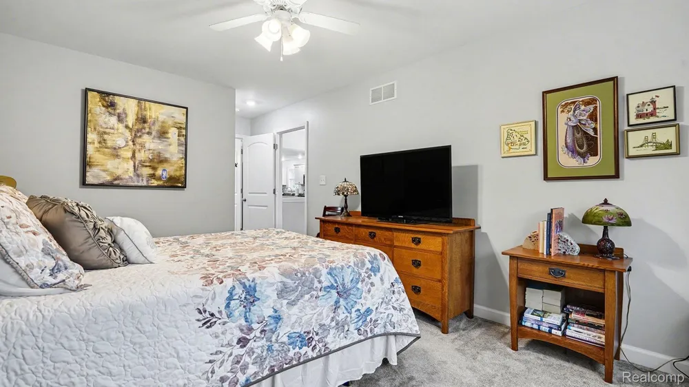 4013 Eastbridge Circle Road Stockbridge Village, MI 49285