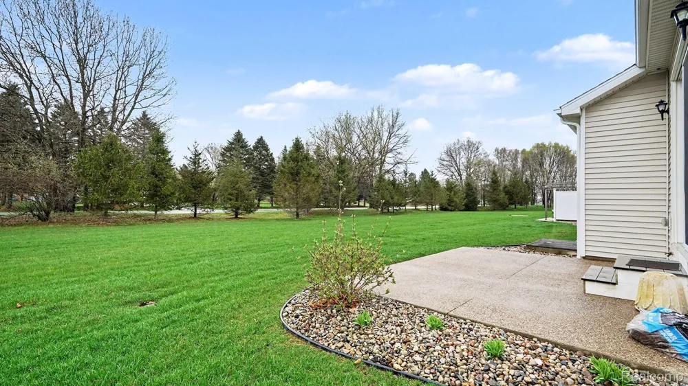 4013 Eastbridge Circle Road Stockbridge Village, MI 49285