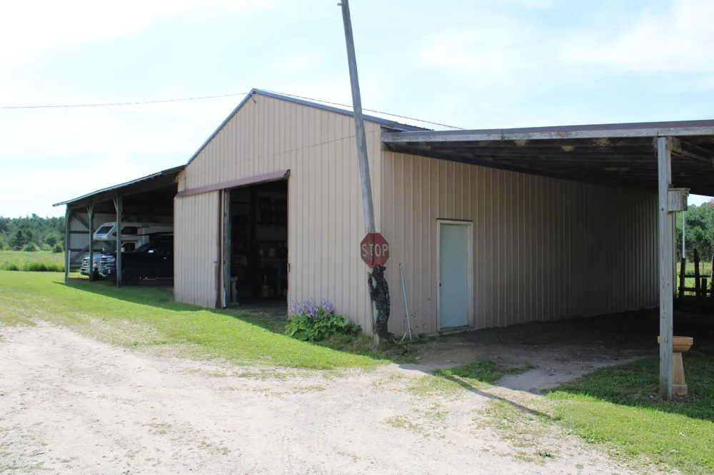 2812 Shoreline Drive Hill Township, MI 48635