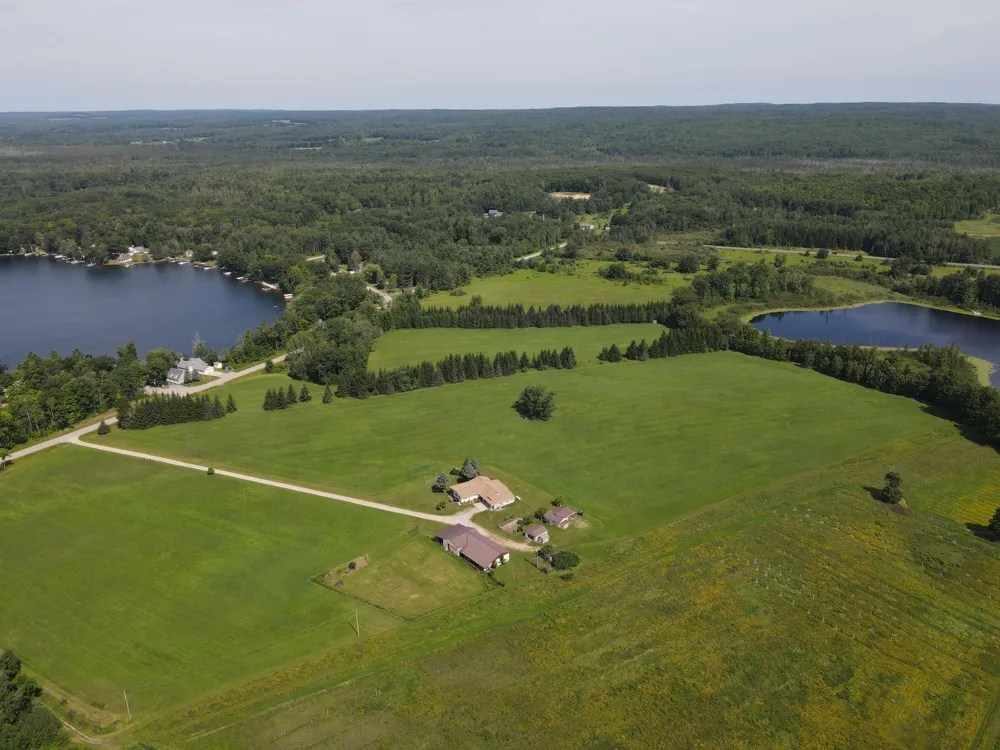 2812 Shoreline Drive Hill Township, MI 48635