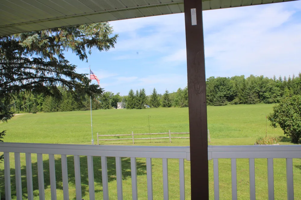2812 Shoreline Drive Hill Township, MI 48635