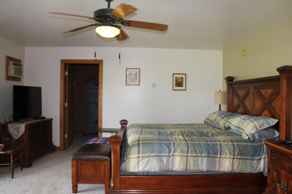 2812 Shoreline Drive Hill Township, MI 48635