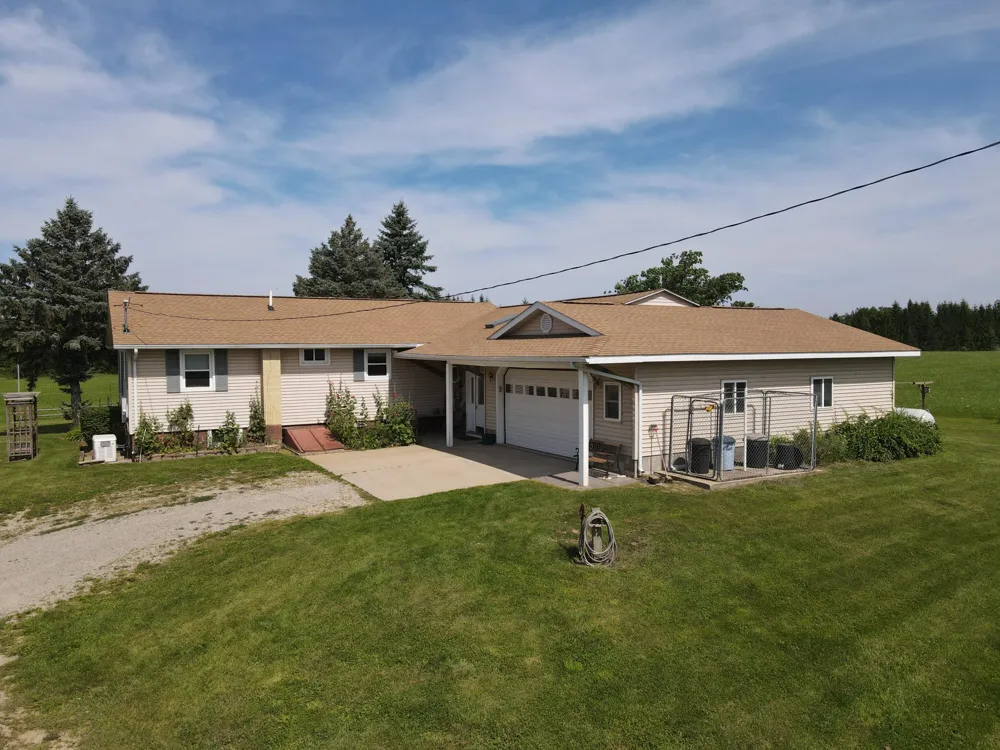 2812 Shoreline Drive Hill Township, MI 48635