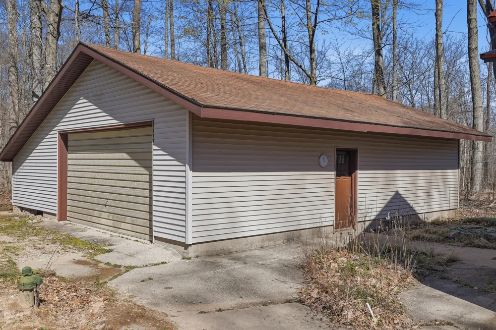 15359 Clear Lake Drive Colfax Township, MI 49307