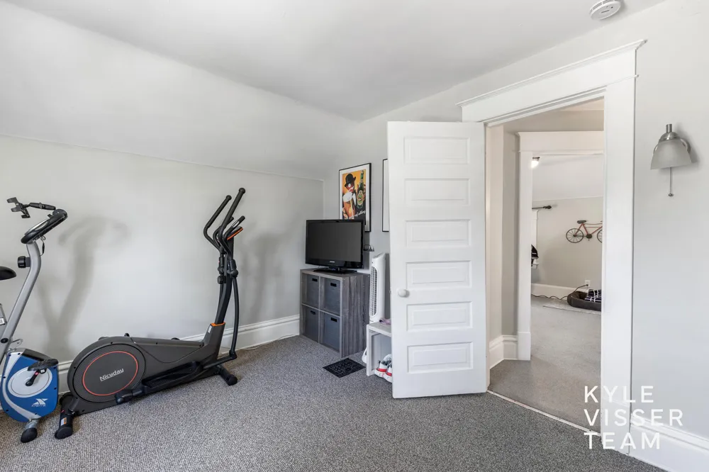 622 Gladstone Drive SE East Grand Rapids City, MI 0
