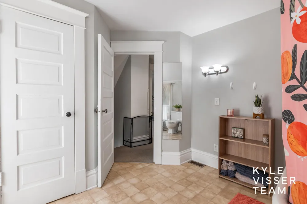 622 Gladstone Drive SE East Grand Rapids City, MI 0