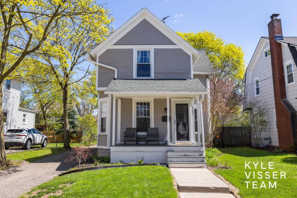 622 Gladstone Drive SE East Grand Rapids City, MI 0
