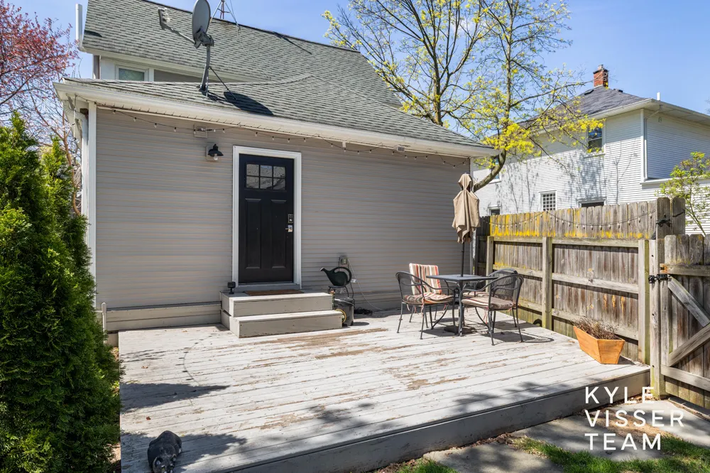 622 Gladstone Drive SE East Grand Rapids City, MI 0